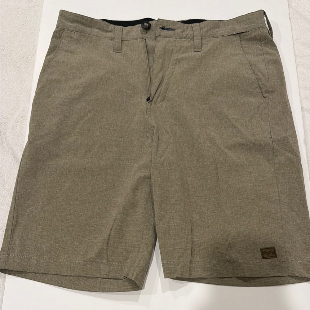 Billabong Men's Khaki Crossfire Shorts - Size 30 - excellent condition